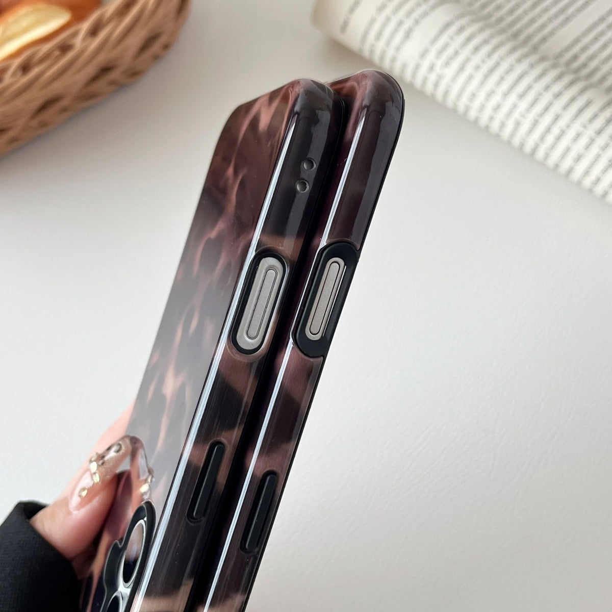 Longlayss Compatible with iPhone 15 Pro Case Tortoise Shell Phone Case