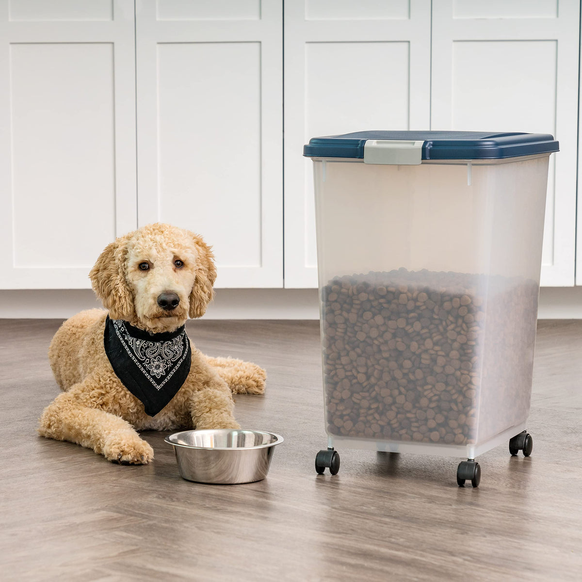 IRIS USA Dog Food Storage Container, Airtight, 30 lb Capacity, Wheels