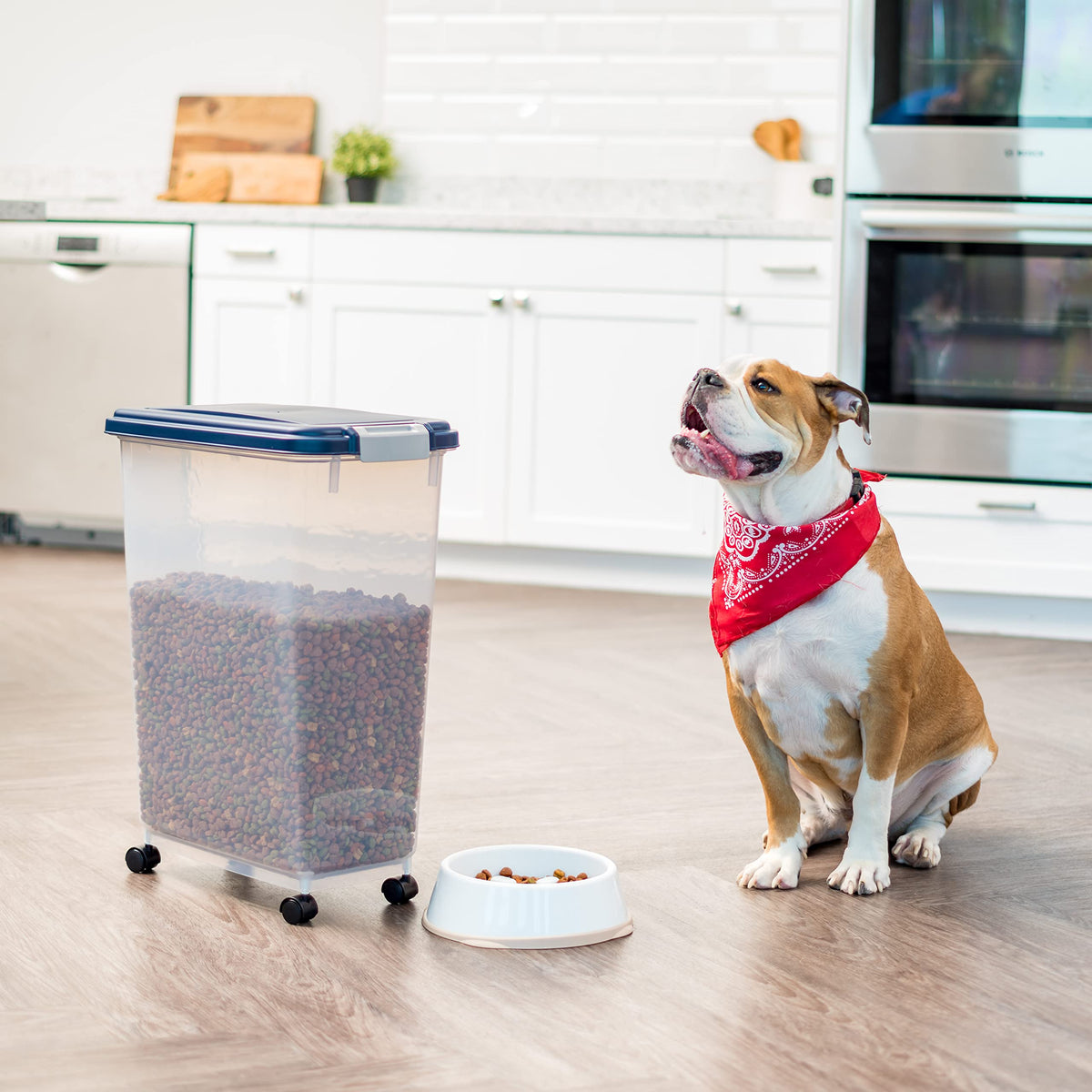 IRIS USA Dog Food Storage Container, Airtight, 30 lb Capacity, Wheels