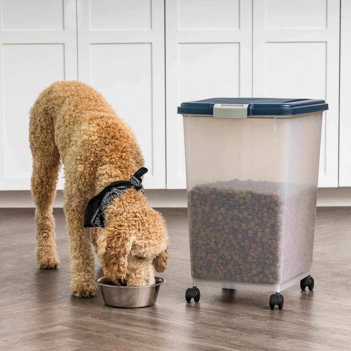 IRIS USA Dog Food Storage Container, Airtight, 30 lb Capacity, Wheels